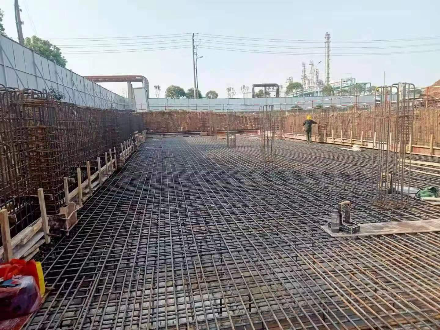 全力推進(jìn)水性樹脂廠項目建設(shè)